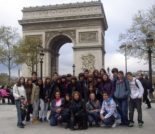 paris_800x600