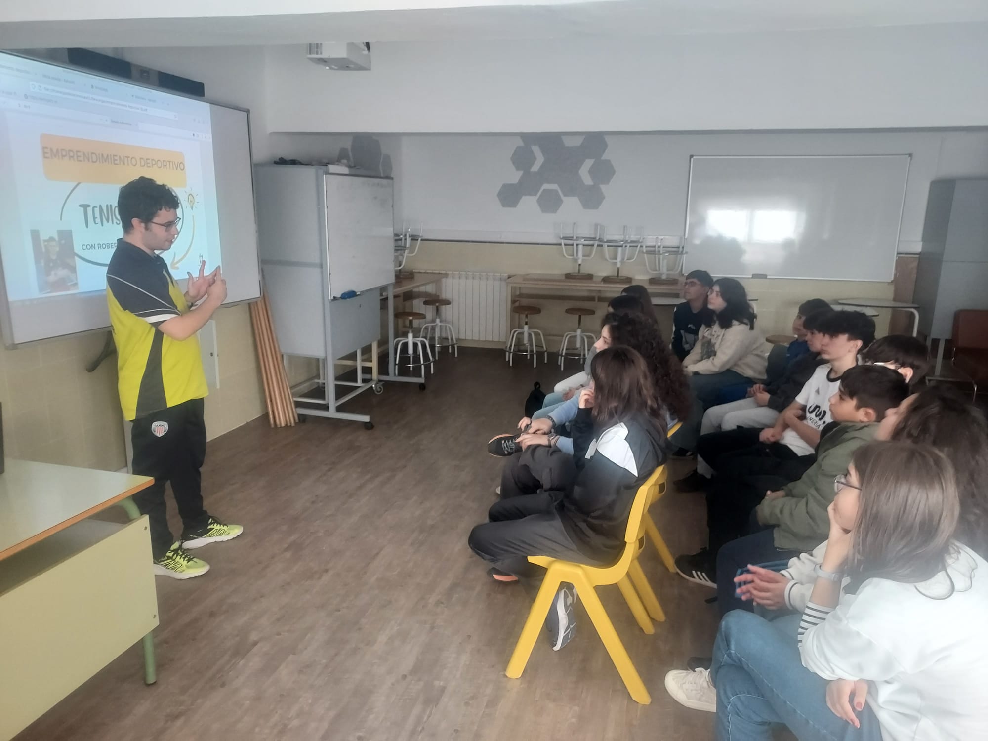 1CHARLA MARTA ROBERTO